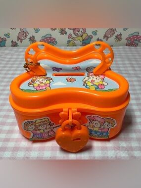 Vintage Kawaii Orange Butterfly Money Box!!!